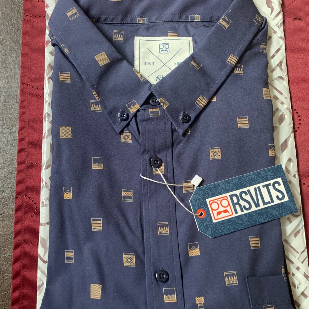 RSVLTS TUMBLERS 4XL KUNUFLEX SHIRT BNWT 🐳